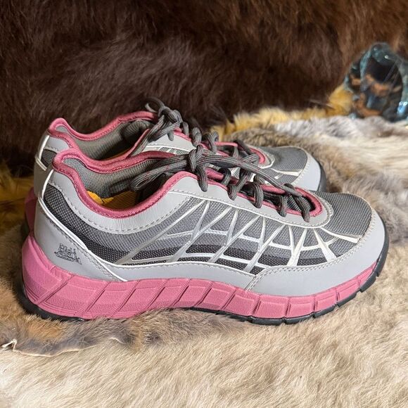 Stylish Gray and Pink Women's Sneakers 8.5 (4200A)
NWOT - Picture 2 of 5